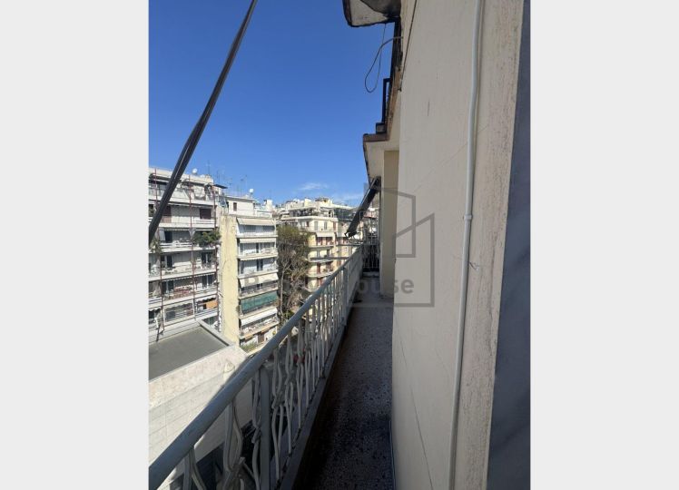 Επενδυτικό Διαμέρισμα δίπλα από την Πλατεία Ναυαρίνου – Κέντρο Θεσσαλονίκης