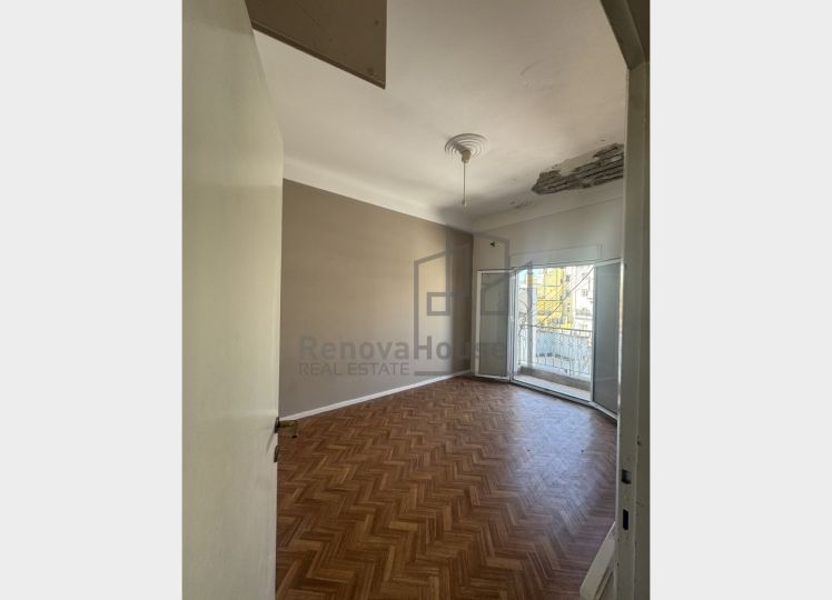 Επενδυτικό Διαμέρισμα δίπλα από την Πλατεία Ναυαρίνου – Κέντρο Θεσσαλονίκης