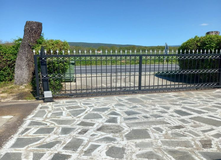 ΜΟΝΟΚΑΤΟΙΚΙΑ|ΜΕΛΙΣΣΟΥΡΓΟΣ|220.000€ 