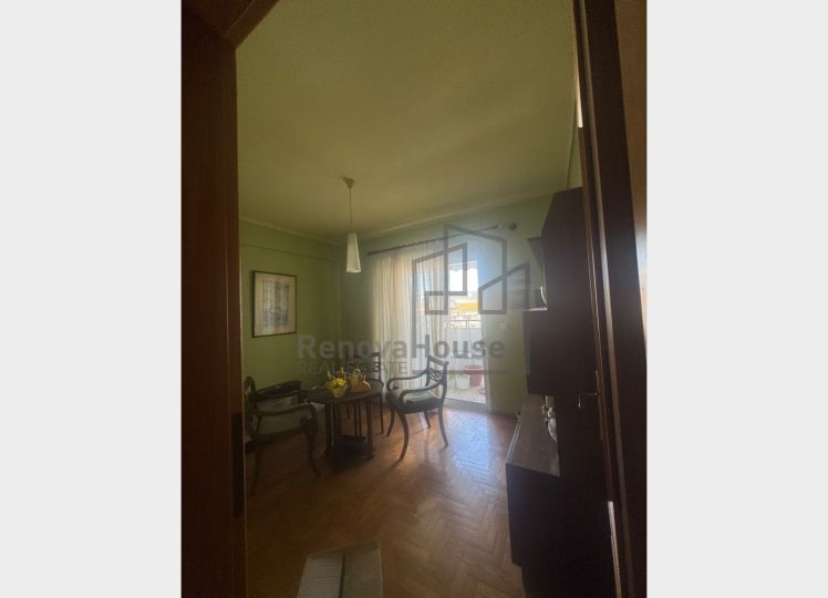 Πωλείται διαμπερές ρετιρέ 120 τ.μ. με 3 υπνοδωμάτια στην Καλαμαριά