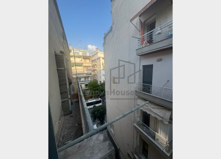 45 τ.μ. στη Βασ. Όλγας - Μπότσαρη | Ιδανικό για πλήρη ανακαίνιση | 85.000€ συζητήσιμη