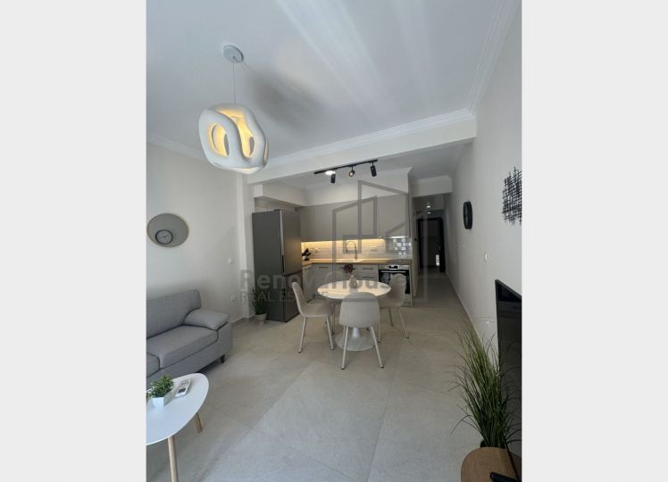 ΔΙΑΜΕΡΙΣΜΑ ΣΤΟ ΚΕΝΤΡΟ ΤΗΣ ΘΕΣΣΑΛΟΝΙΚΗΣ 