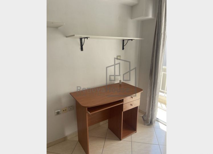 ΣΤΟΥΝΤΙΟ ΣΤΗΝ ΜΑΡΚΟΥ ΜΠΟΤΣΑΡΗ. 