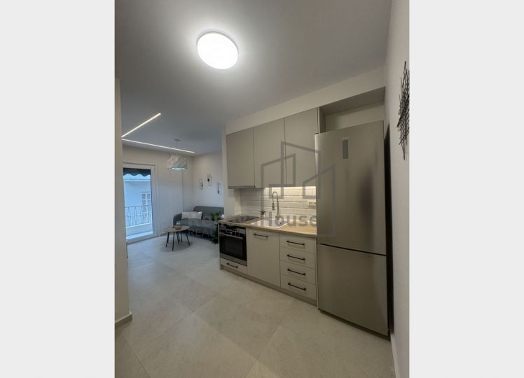 Πλήρως ανακαινισμένο διαμέρισμα στο Ιστορικό Κέντρο – δίπλα στα Πανεπιστήμια