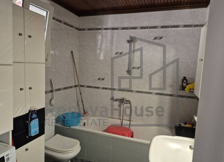 Πωλείται Ευρύχωρη Γκαρσονιέρα 67 τ.μ. – 4ος Όροφος