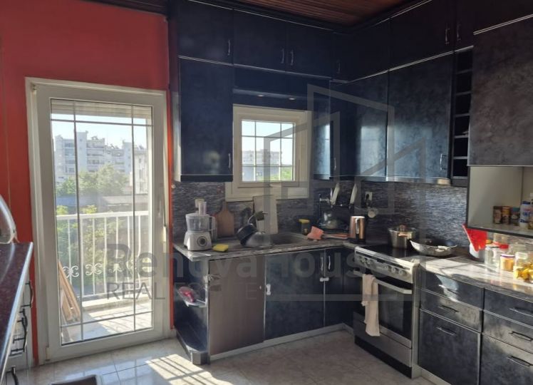 Πωλείται Ευρύχωρη Γκαρσονιέρα 67 τ.μ. – 4ος Όροφος