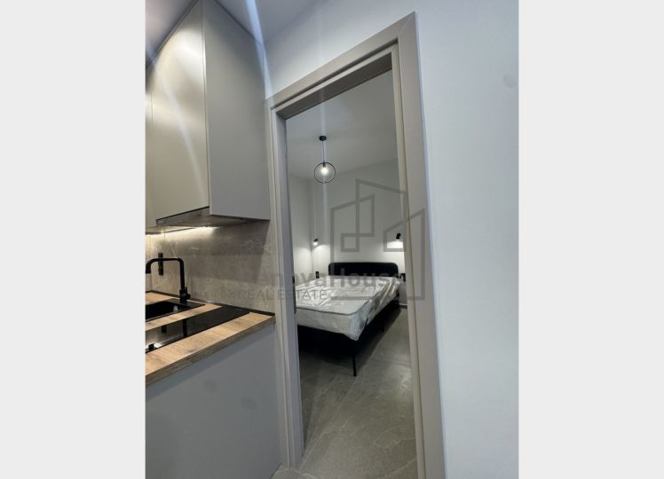 ΑΝΑΚΑΙΝΙΣΜΕΝΟ ΑΚΙΝΗΤΟ ΕΠΙ ΤΗΣ ΚΑΣΣΑΝΔΡΟΥ