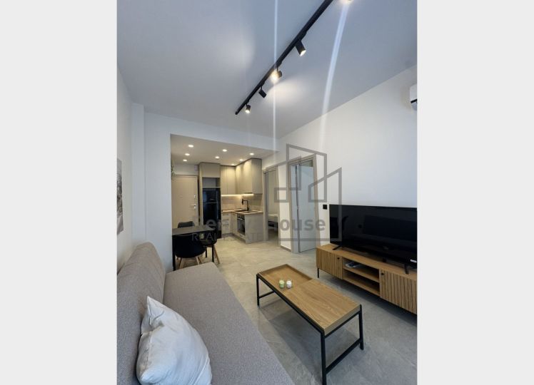 ΑΝΑΚΑΙΝΙΣΜΕΝΟ ΑΚΙΝΗΤΟ ΕΠΙ ΤΗΣ ΚΑΣΣΑΝΔΡΟΥ