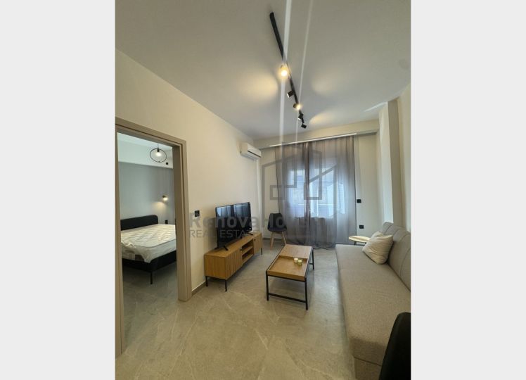 ΑΝΑΚΑΙΝΙΣΜΕΝΟ ΑΚΙΝΗΤΟ ΕΠΙ ΤΗΣ ΚΑΣΣΑΝΔΡΟΥ