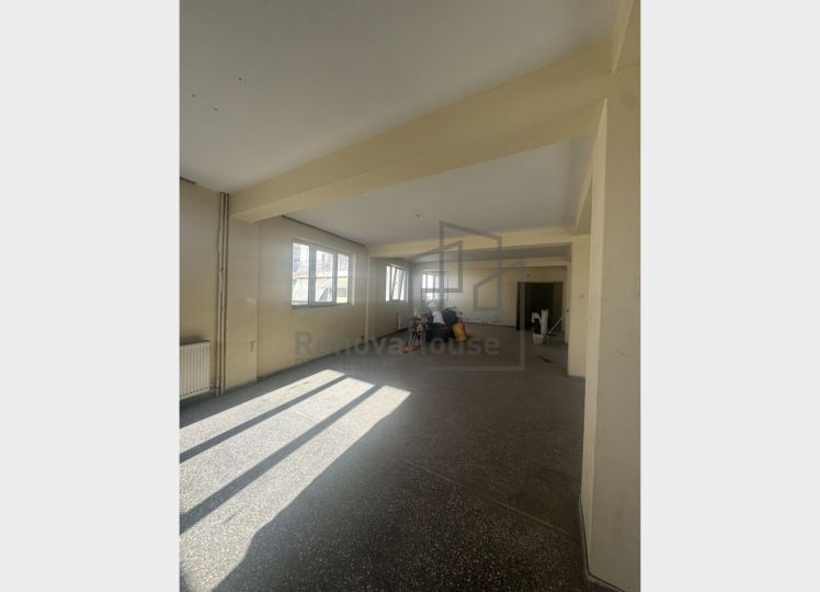 Βιοτεχνικός χώρος προς πώληση στην Ολύμπου