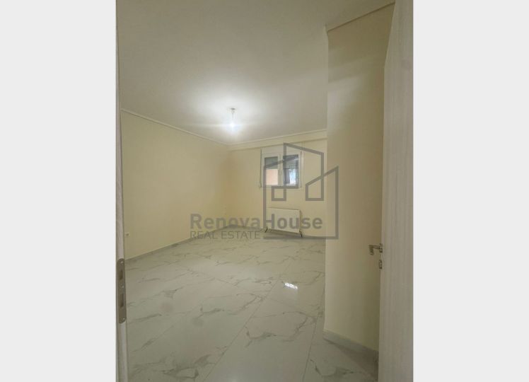 Μαλακοπή – Πλήρως ανακαινισμένο διαμέρισμα 84 τ.μ. με ιδιωτική αυλή