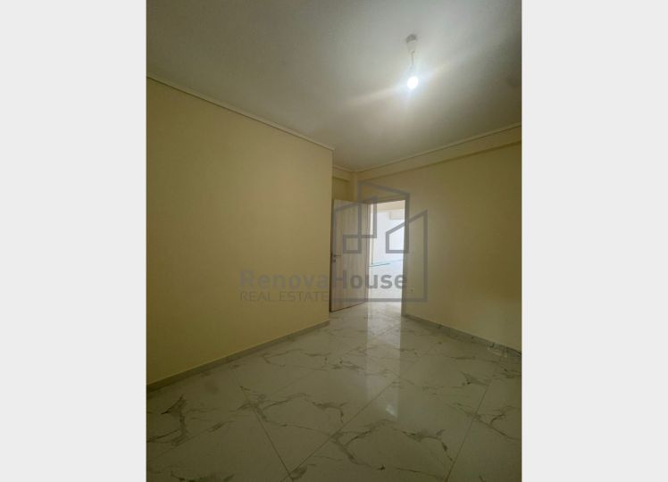 Μαλακοπή – Πλήρως ανακαινισμένο διαμέρισμα 84 τ.μ. με ιδιωτική αυλή