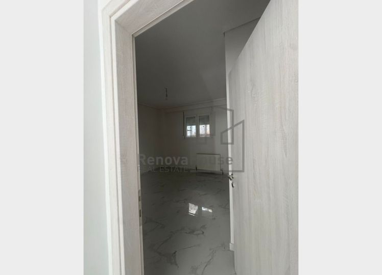 Μαλακοπή – Πλήρως ανακαινισμένο διαμέρισμα 80 τ.μ. με ιδιωτική αυλή