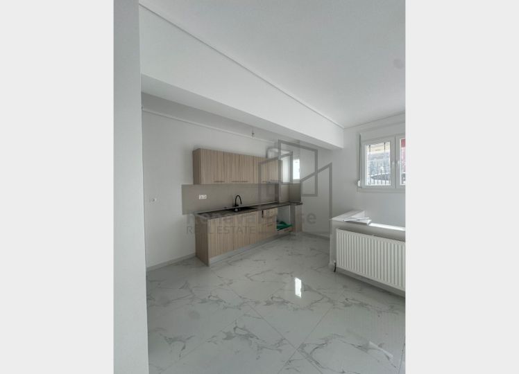 Μαλακοπή – Πλήρως ανακαινισμένο διαμέρισμα 80 τ.μ. με ιδιωτική αυλή