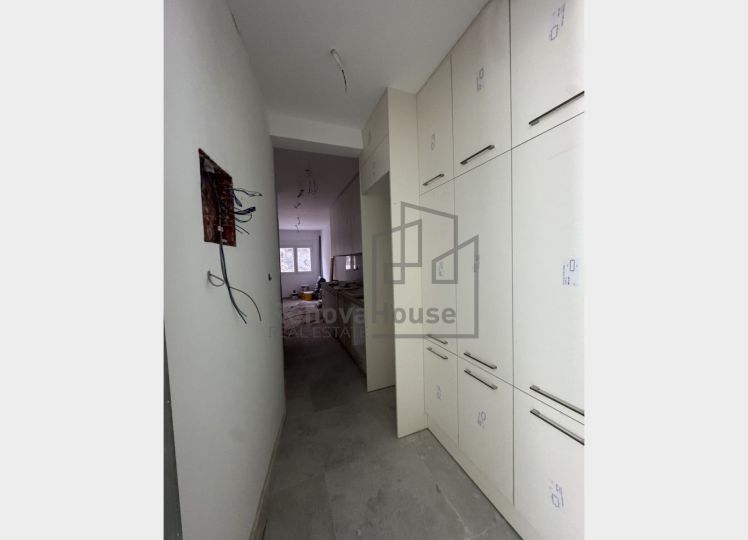  Ημιυπόγεια Γκαρσονιέρα 35τ.μ. – Πλήρως Ανακαινισμένη | Ιδανική για Επένδυση