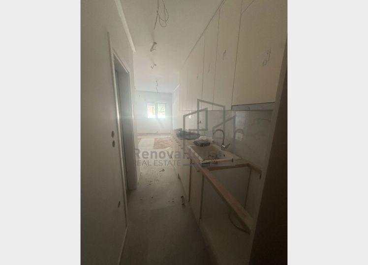  Ημιυπόγεια Γκαρσονιέρα 35τ.μ. – Πλήρως Ανακαινισμένη | Ιδανική για Επένδυση